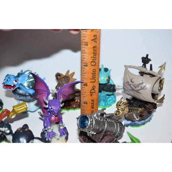 Skylanders Spyro's Adventure Figures Items Huge Lot - Picture 16 of 16